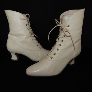 Nine West Cream Lace-up Ankle Boots